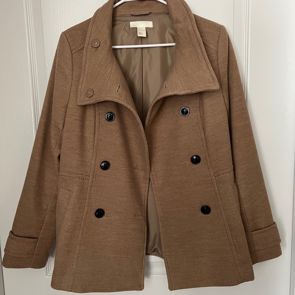 Coat - Picture 4 of 4